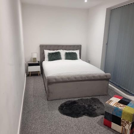 Classic 2 Bed Apartment In Oldkent Road Λονδίνο Εξωτερικό φωτογραφία
