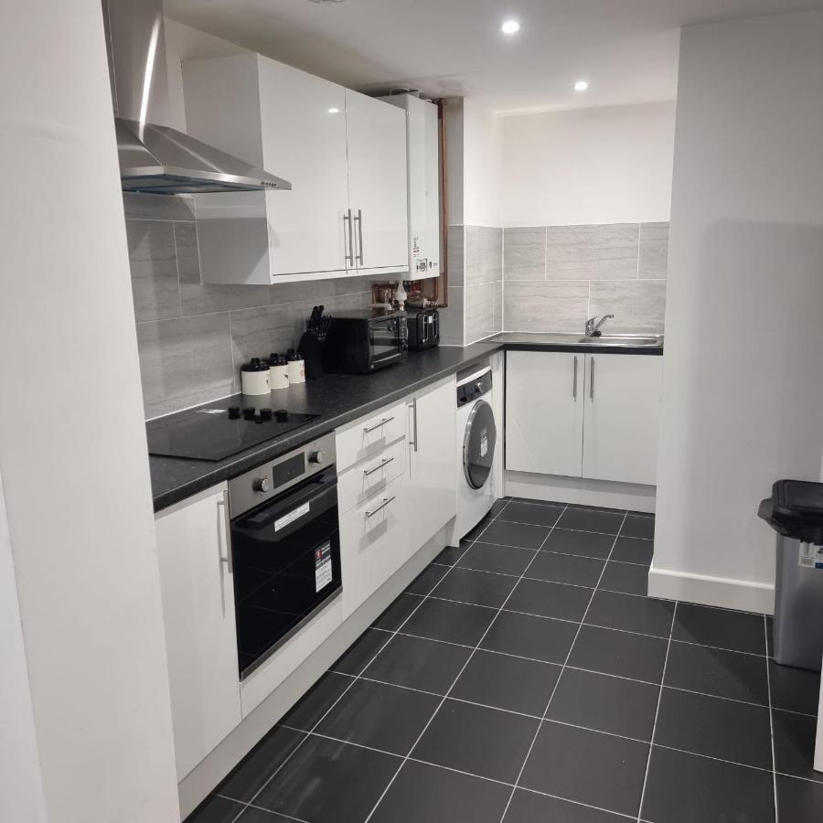 Classic 2 Bed Apartment In Oldkent Road Λονδίνο Εξωτερικό φωτογραφία