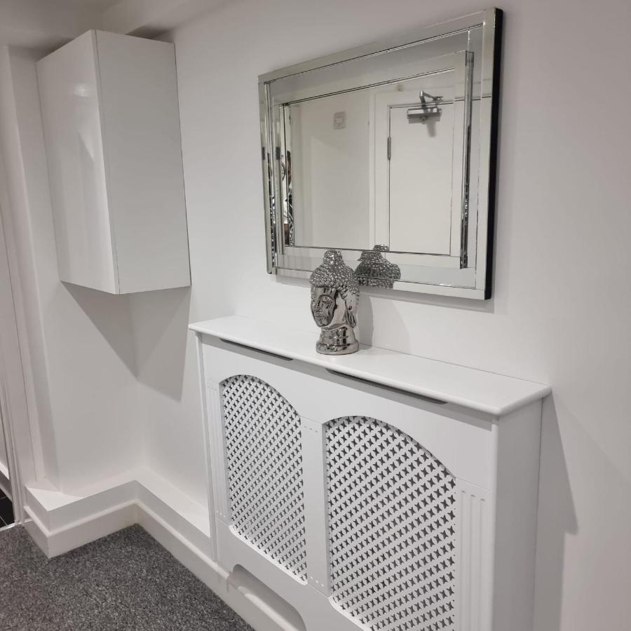 Classic 2 Bed Apartment In Oldkent Road Λονδίνο Εξωτερικό φωτογραφία